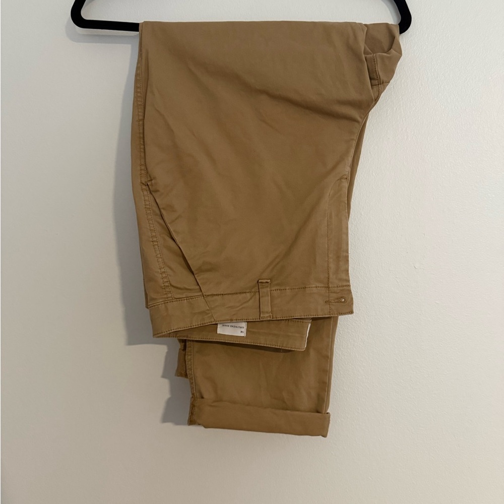 Girlfriend Khaki Pants